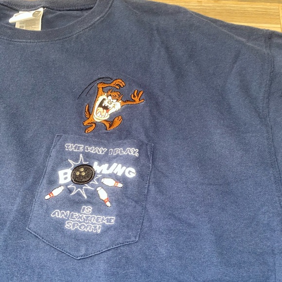 VTG Warner Bros. Taz Bowling Shirt, Size: X-Large - Picture 3 of 7